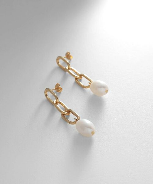 COCOSHNIK ONKITSCH / ココシュニックオンキッチュ ピアス・イヤリング | シルバー バロックパール チェーンリンク ロングピアス GP（ゴールド(606)）