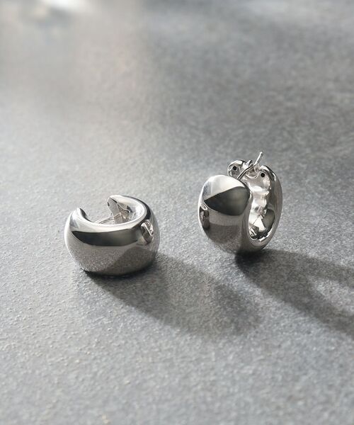 COCOSHNIK ONKITSCH / ココシュニックオンキッチュ ピアス・イヤリング | シルバー ホロウフープ ワイドピアス | 詳細4