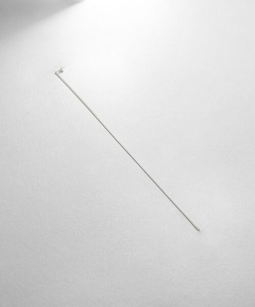 COCOSHNIK ONKITSCH / ココシュニックオンキッチュ ピアス・イヤリング | シルバー チェーンピアス フラットカーブロング（片耳用）（シルバー(600)）