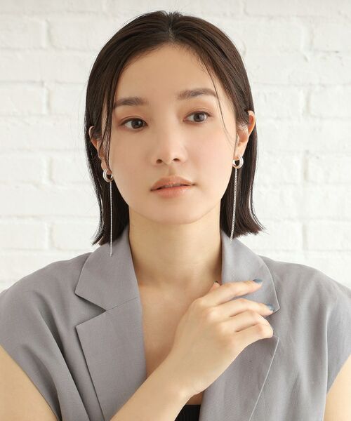 COCOSHNIK ONKITSCH / ココシュニックオンキッチュ ピアス・イヤリング | シルバー ハンギング カーブチェーンピアス | 詳細5