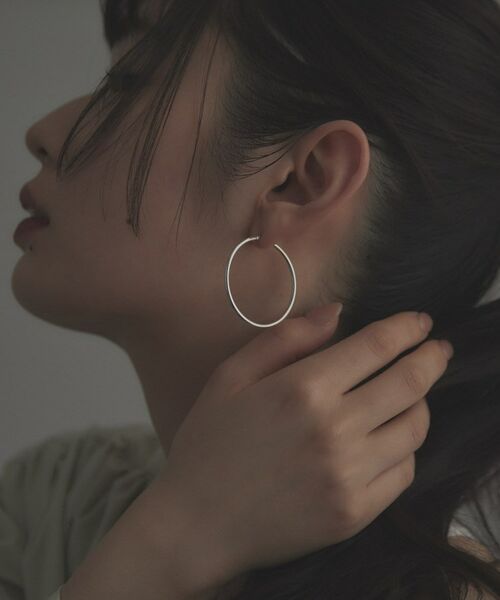 COCOSHNIK ONKITSCH / ココシュニックオンキッチュ ピアス・イヤリング | シルバー ソリッドフープピアスL | 詳細7