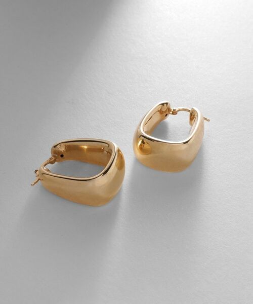 COCOSHNIK ONKITSCH / ココシュニックオンキッチュ ピアス・イヤリング | シルバー ホロウフープピアス トラペーズ GP（ゴールド(600)）