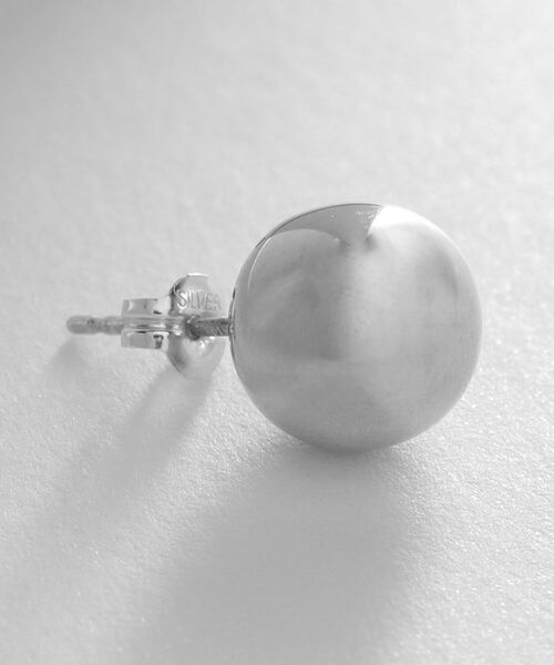 COCOSHNIK ONKITSCH / ココシュニックオンキッチュ ピアス・イヤリング | シルバー ホロウボール スタッドピアスS | 詳細2