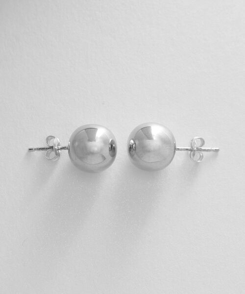 COCOSHNIK ONKITSCH / ココシュニックオンキッチュ ピアス・イヤリング | シルバー ホロウボール スタッドピアスS | 詳細3