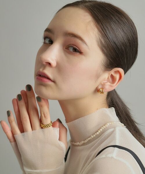 COCOSHNIK ONKITSCH / ココシュニックオンキッチュ ピアス・イヤリング | シルバー スモールフープ トリプルカーブピアス GP | 詳細11