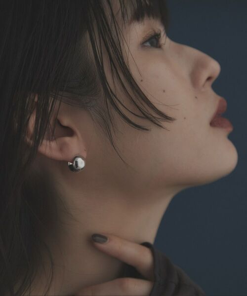 COCOSHNIK ONKITSCH / ココシュニックオンキッチュ ピアス・イヤリング | シルバー ハギーピアス ボールS | 詳細8