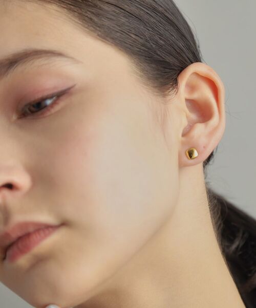 COCOSHNIK ONKITSCH / ココシュニックオンキッチュ ピアス・イヤリング | シルバー クッションシェイプ スタッドピアス GP | 詳細10