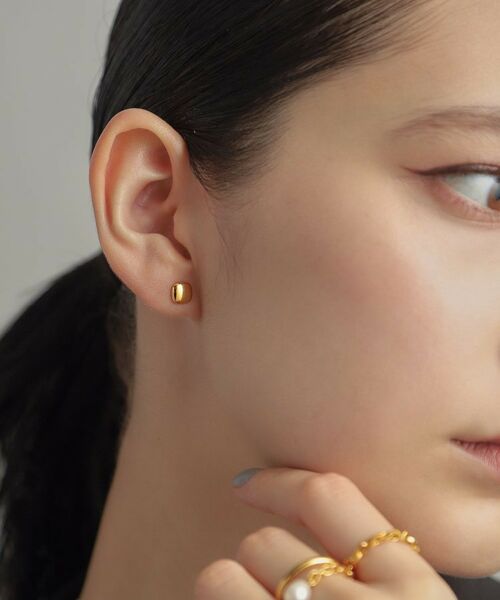 COCOSHNIK ONKITSCH / ココシュニックオンキッチュ ピアス・イヤリング | シルバー クッションシェイプ スタッドピアス GP | 詳細11