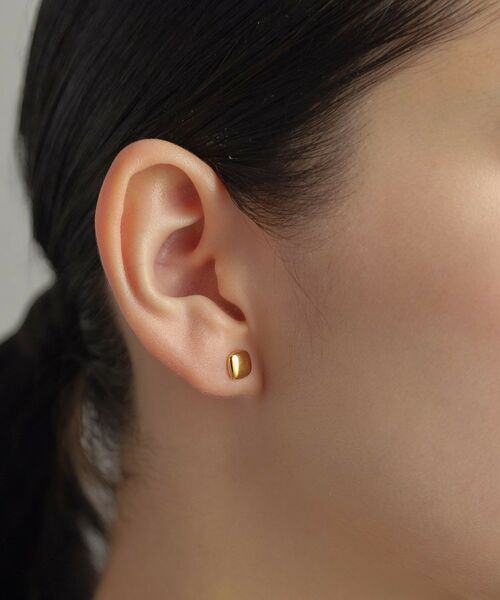 COCOSHNIK ONKITSCH / ココシュニックオンキッチュ ピアス・イヤリング | シルバー クッションシェイプ スタッドピアス GP | 詳細12