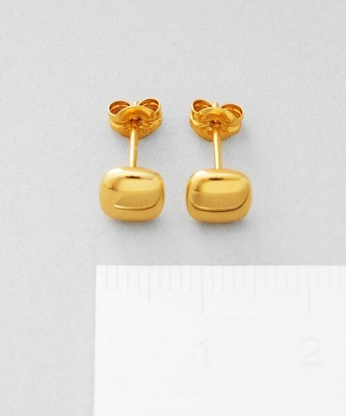 COCOSHNIK ONKITSCH / ココシュニックオンキッチュ ピアス・イヤリング | シルバー クッションシェイプ スタッドピアス GP | 詳細4