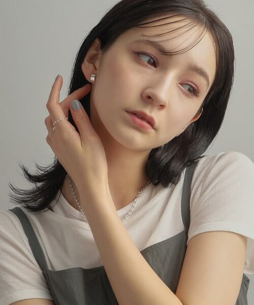 COCOSHNIK ONKITSCH / ココシュニックオンキッチュ ピアス・イヤリング | シルバー シールドシェイプ スタッドピアス | 詳細10