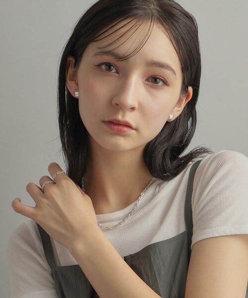 COCOSHNIK ONKITSCH / ココシュニックオンキッチュ ピアス・イヤリング | シルバー シールドシェイプ スタッドピアス | 詳細9