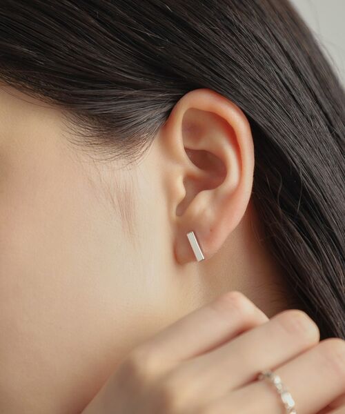 COCOSHNIK ONKITSCH / ココシュニックオンキッチュ ピアス・イヤリング | シルバー レクタングル スタッドピアス | 詳細12