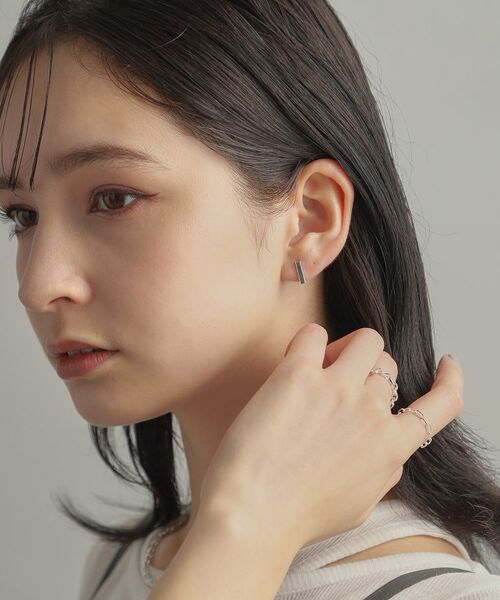 COCOSHNIK ONKITSCH / ココシュニックオンキッチュ ピアス・イヤリング | シルバー レクタングル スタッドピアス | 詳細8