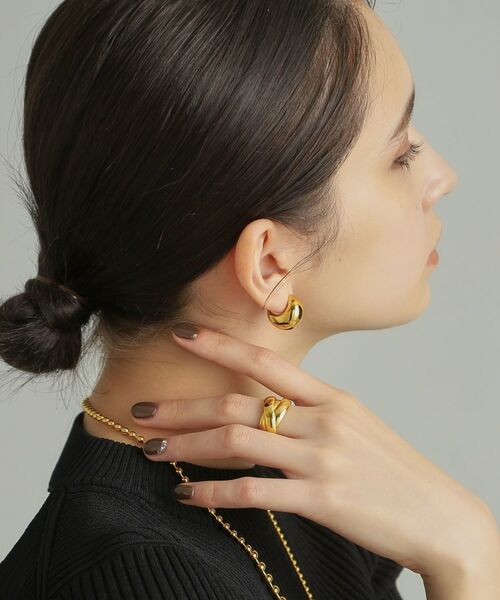 COCOSHNIK ONKITSCH / ココシュニックオンキッチュ ピアス・イヤリング | シルバー ホロウフープピアス ペアシェイプM GP | 詳細12