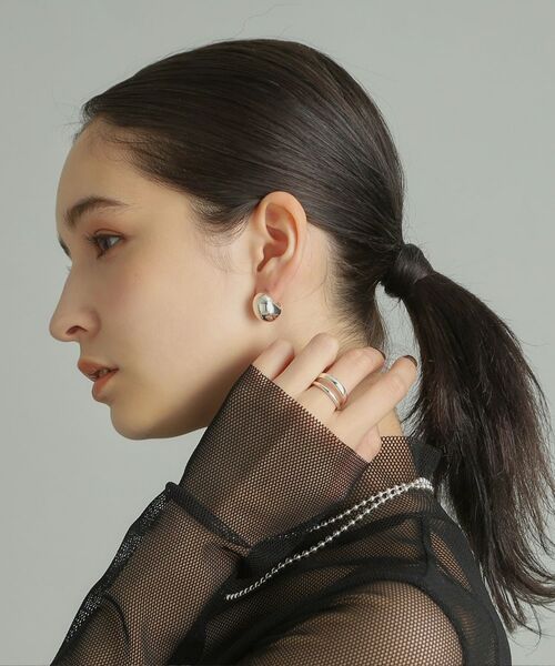 COCOSHNIK ONKITSCH / ココシュニックオンキッチュ ピアス・イヤリング | シルバー ホロウフープピアス ペアシェイプM | 詳細13