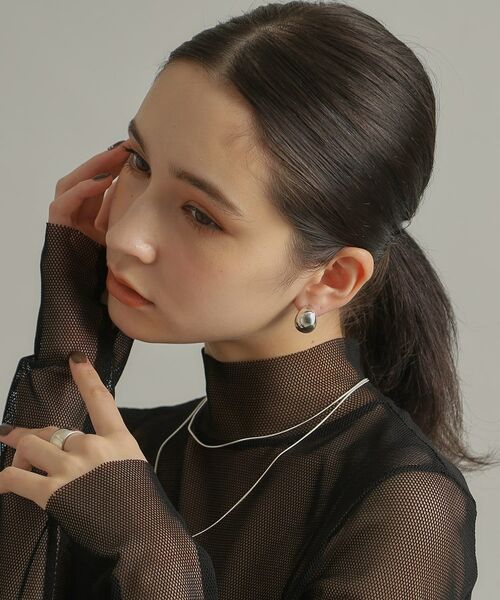 COCOSHNIK ONKITSCH / ココシュニックオンキッチュ ピアス・イヤリング | シルバー ホロウフープピアス ペアシェイプM | 詳細18