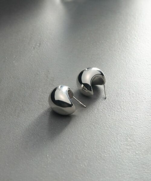 COCOSHNIK ONKITSCH / ココシュニックオンキッチュ ピアス・イヤリング | シルバー ホロウフープピアス ペアシェイプM | 詳細6