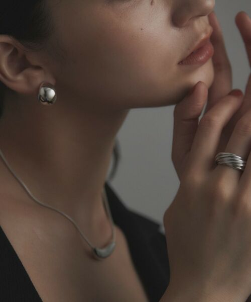COCOSHNIK ONKITSCH / ココシュニックオンキッチュ ピアス・イヤリング | シルバー ホロウフープピアス ペアシェイプM | 詳細8