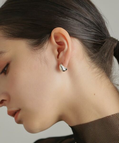 COCOSHNIK ONKITSCH / ココシュニックオンキッチュ ピアス・イヤリング | シルバー ホロウフープピアス ペアシェイプS | 詳細9