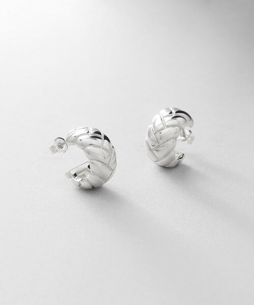 COCOSHNIK ONKITSCH / ココシュニックオンキッチュ ピアス・イヤリング | シルバー ブリックモチーフ フープピアス（シルバー(600)）