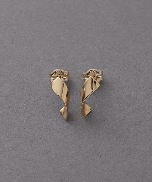 COCOSHNIK ONKITSCH / ココシュニックオンキッチュ ピアス・イヤリング | K10ツイストプレートピアス | 詳細3