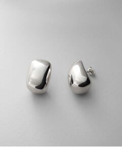 COCOSHNIK ONKITSCH / ココシュニックオンキッチュ ピアス・イヤリング | シルバー ホロウピアス ロングクッションシェイプ