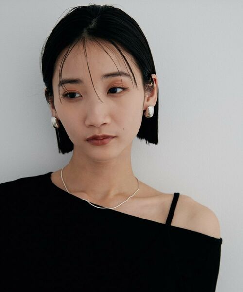 COCOSHNIK ONKITSCH / ココシュニックオンキッチュ ピアス・イヤリング | シルバー ホロウピアス ロングクッションシェイプ | 詳細9