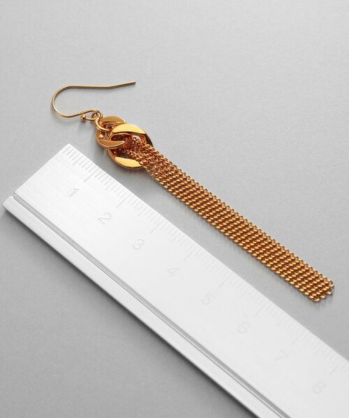 COCOSHNIK ONKITSCH / ココシュニックオンキッチュ ピアス・イヤリング | シルバー カーブチェーンモチーフフリンジピアス GP | 詳細4