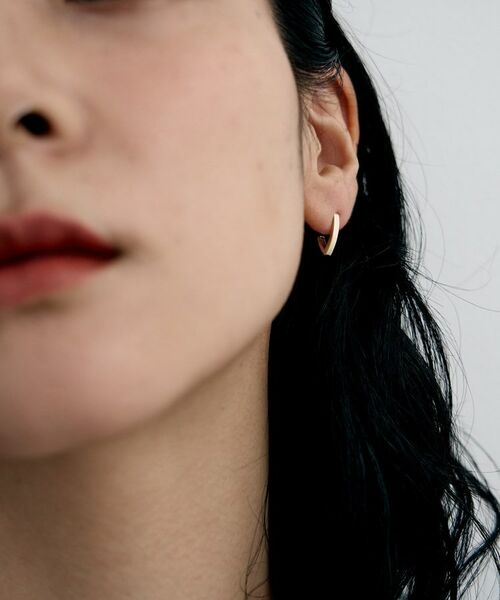 COCOSHNIK ONKITSCH / ココシュニックオンキッチュ ピアス・イヤリング | K10Lシェイプピアス | 詳細7