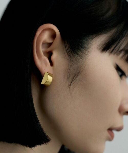 COCOSHNIK ONKITSCH / ココシュニックオンキッチュ ピアス・イヤリング | シルバー ホロウスタッドピアス スロープカット GP | 詳細8