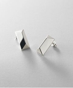 COCOSHNIK ONKITSCH / ココシュニックオンキッチュ ピアス・イヤリング | シルバー ロングピラミッド スタッドピアス