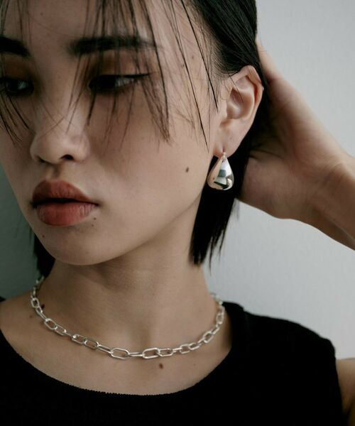 COCOSHNIK ONKITSCH / ココシュニックオンキッチュ ピアス・イヤリング | シルバー ホロウフープ バルブドロップピアス | 詳細8