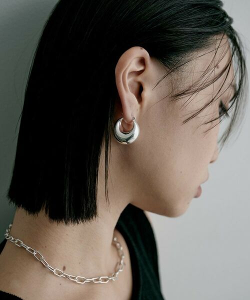 COCOSHNIK ONKITSCH / ココシュニックオンキッチュ ピアス・イヤリング | シルバー ホロウフープ バルブドロップピアス | 詳細9