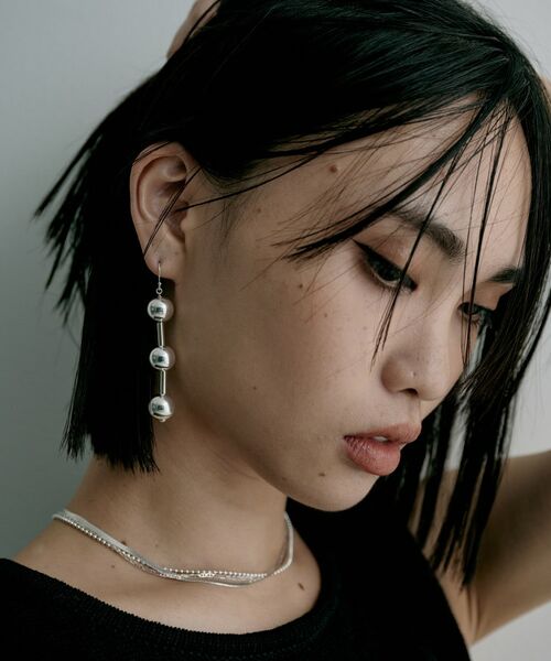 COCOSHNIK ONKITSCH / ココシュニックオンキッチュ ピアス・イヤリング | シルバー ホロウボールコネクテッドピアス | 詳細7