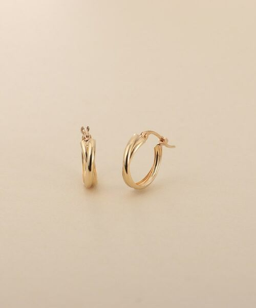 COCOSHNIK ONKITSCH / ココシュニックオンキッチュ ピアス・イヤリング | K10ドームクロスフープピアス（イエローゴールド(100)）