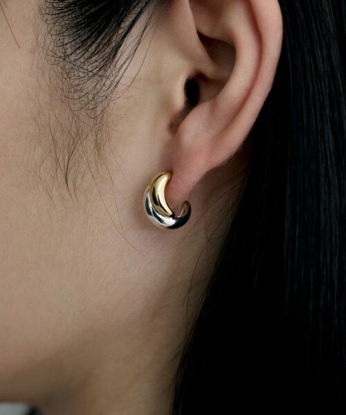 COCOSHNIK ONKITSCH / ココシュニックオンキッチュ ピアス・イヤリング | シルバー コンビカラー スモールフープ チャビーローテイテッドピアス | 詳細9