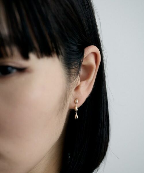 COCOSHNIK ONKITSCH / ココシュニックオンキッチュ ピアス・イヤリング | K10ホロウトリプルペアシェイプピアス | 詳細8