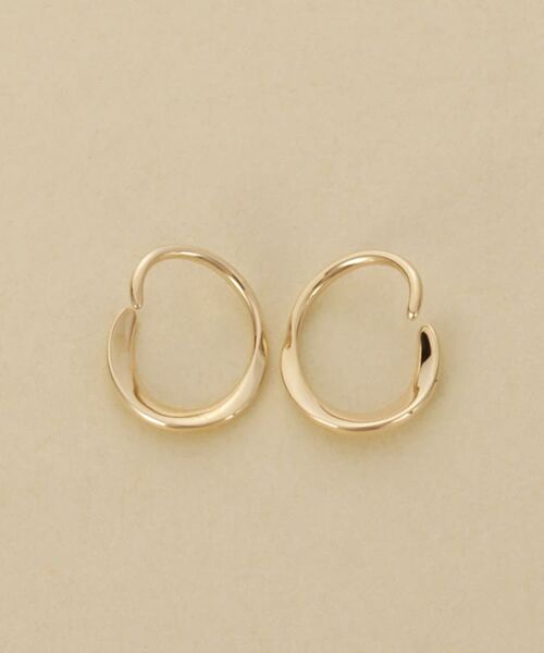 COCOSHNIK ONKITSCH / ココシュニックオンキッチュ ピアス・イヤリング | K10ツイステッドフープピアス | 詳細4