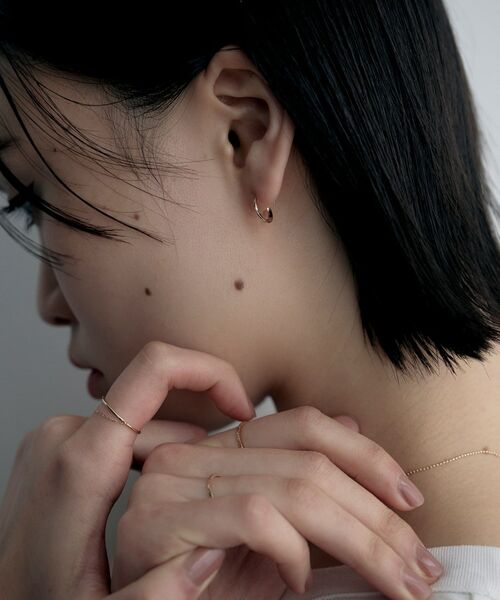 COCOSHNIK ONKITSCH / ココシュニックオンキッチュ ピアス・イヤリング | K10ツイステッドフープピアス | 詳細8