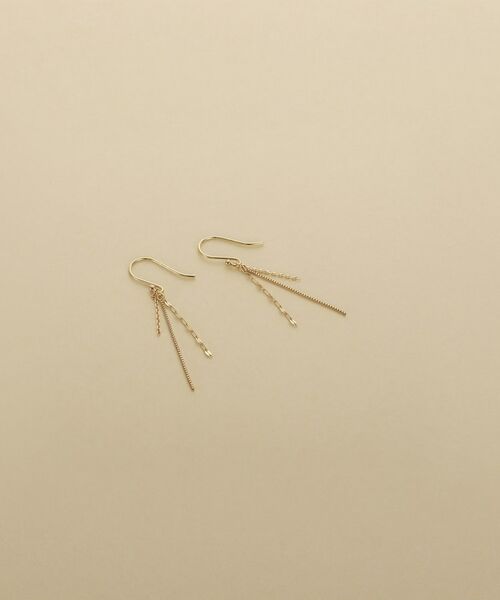 COCOSHNIK ONKITSCH / ココシュニックオンキッチュ ピアス・イヤリング | K10トリプルチェーン フックピアス（イエローゴールド(100)）