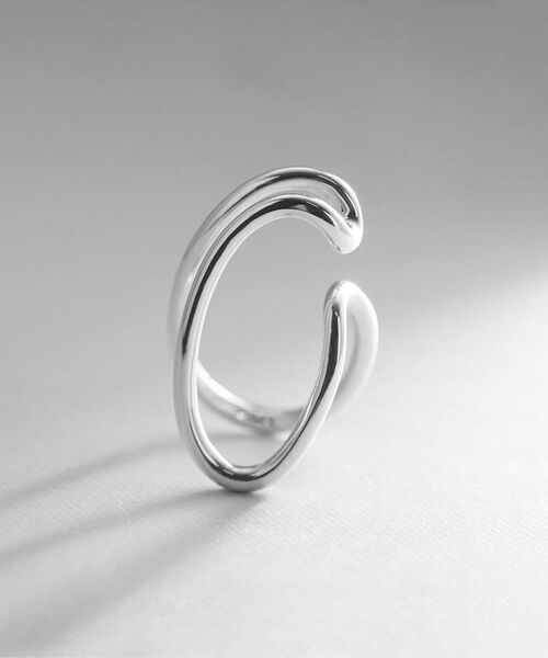 COCOSHNIK ONKITSCH / ココシュニックオンキッチュ ピアス・イヤリング | シルバー ニュアンスライン ダブルオーバルイヤーカフ | 詳細2