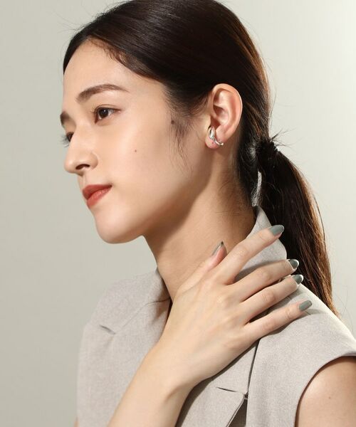 COCOSHNIK ONKITSCH / ココシュニックオンキッチュ ピアス・イヤリング | シルバー オーバルモチーフ ラージイヤーカフ | 詳細7