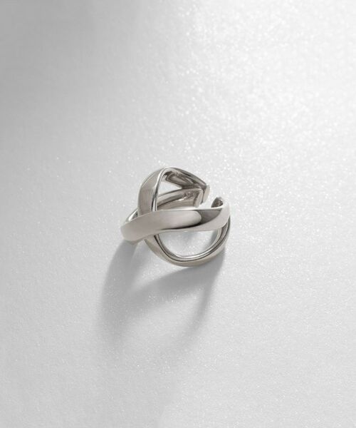 COCOSHNIK ONKITSCH / ココシュニックオンキッチュ ピアス・イヤリング | シルバー ホロウイヤーカフ クロスフープ | 詳細1