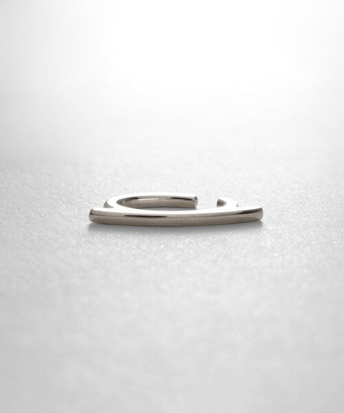 COCOSHNIK ONKITSCH / ココシュニックオンキッチュ ピアス・イヤリング | シルバー ソリッドイヤーカフ フラットアーク | 詳細2