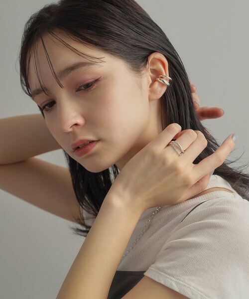 COCOSHNIK ONKITSCH / ココシュニックオンキッチュ ピアス・イヤリング | シルバー ダブルプランプ イヤーカフ | 詳細15