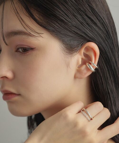 COCOSHNIK ONKITSCH / ココシュニックオンキッチュ ピアス・イヤリング | シルバー ダブルプランプ イヤーカフ | 詳細16