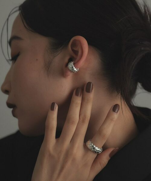 COCOSHNIK ONKITSCH / ココシュニックオンキッチュ ピアス・イヤリング | シルバー ブリックモチーフ イヤーカフ | 詳細9