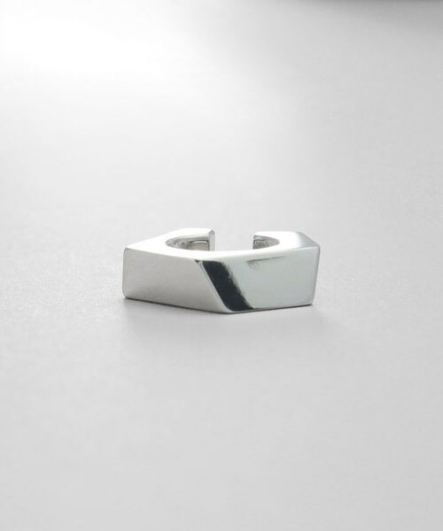 COCOSHNIK ONKITSCH / ココシュニックオンキッチュ ピアス・イヤリング | シルバー ペンタゴンイヤーカフ | 詳細2