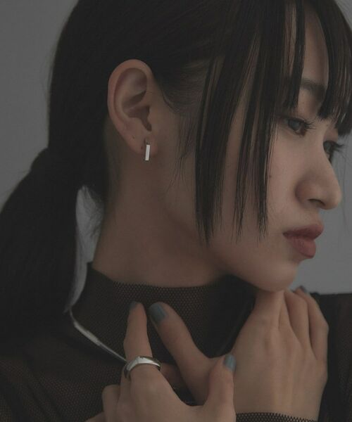 COCOSHNIK ONKITSCH / ココシュニックオンキッチュ ピアス・イヤリング | シルバー ハギーイヤリング ペンタゴン | 詳細6